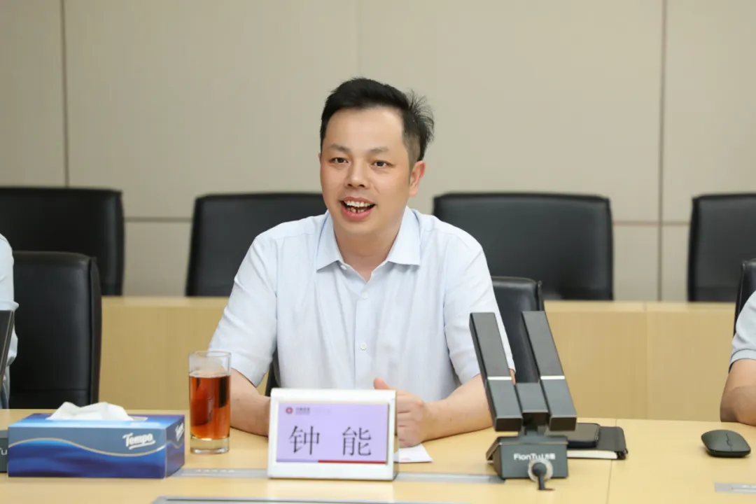 bee84b2933be43f38c3871ed8eec3d05